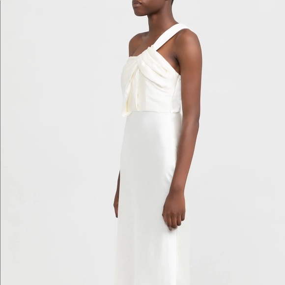 Significant Other Macy Maxi Dress in Cream - Picture 2 of 4